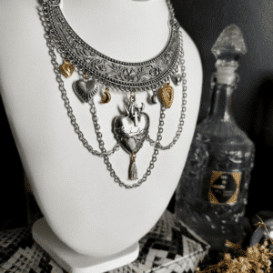 bijoux coeur sacred heart