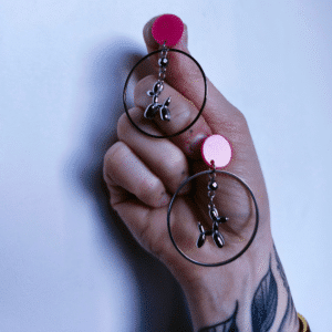 boucles oreilles chien ballon silver